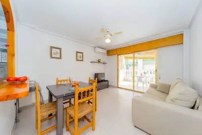 Image de One bedroom apartment with a large private balcony