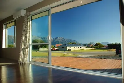 Image de ★ Spacieux et silencieux ★ 3br w / ponts, wifi, ChromeCast