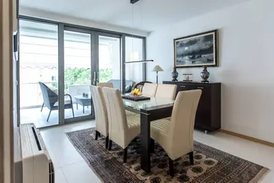 Image de Spacieux appartement moderne près de la plage