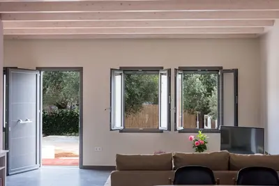 Image de Olive Grove House, Drapano, Argostoli
