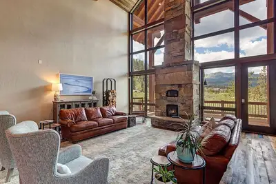 Image de Superbe maison Breckenridge. Spa privé, design moderne, vues à couper le souffle!
