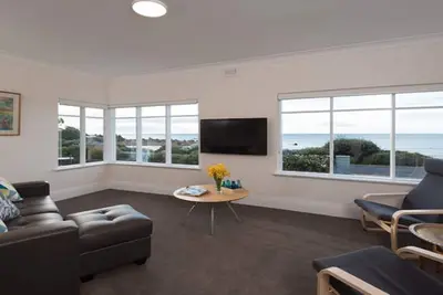 Image de Lever de soleil à Penguin - Plage de retraite