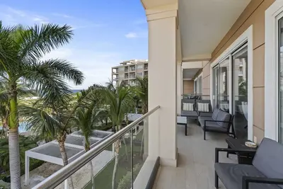 Image de Vue Plage - Eagle Beach - Levent Resort - Condo Serenity by the Sea 3br - Lv301