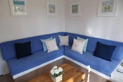 Image de Bungalow en bord de mer, piscine intérieure chauffée, bar et installations près de St Ives