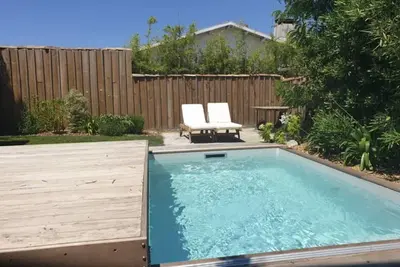 Image de Villa Boisée avec Piscine et Jardin, Proche Commerces et Plage, WiFi Inclus à Arcachon
