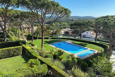 Image de Superbe duplex spacieux WiFi Terrasse sur le toit, soleil toute la journée. Superbes vues, piscine de 20m