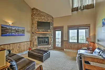 Image de Condo Granby à l'auberge à Silver Creek avec balcon