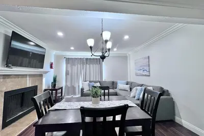 Image de Condo luxueux de 2 chambres Ă pied le plus court de Disney