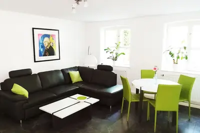 Image de Fantastique emplacement calme à proximité immédiate du palais de Sanssouci