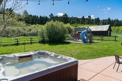 Image de Grand 6 Br près de Bozeman / Hyalite Canyon!