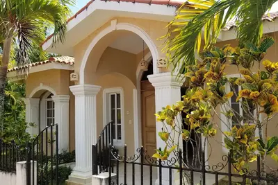Image de Caribbean Getaway Perla Marina Accueil w / piscine privée, plage privée et beaucoup plus