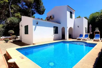 Image de Villa Avec Piscine CLOTURÉE. Wifi Gratuit. À 2 Min. De La Plage Et À 5 De La Ville