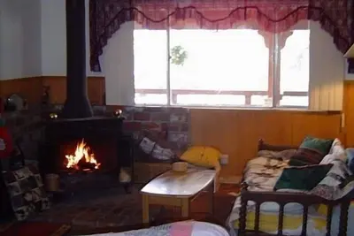 Image de Big Bear Best Value - Pet Friendly - Tres Chaleureux Et De Charme 2 Bdrm Hse