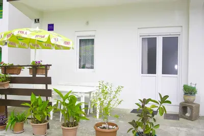 Image de Appartement d'une chambre avec la terrasse Podaca, Makarska (A-15748-a)