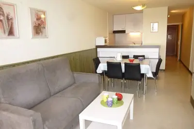 Image de Studio cabine 4 pers avec balcon, parking et animaux admis à 50m de la plage