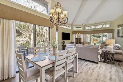 Image de Grands Tarifs * Proche De La Plage! Condo Villa Courtside mis à jour dans la plantation