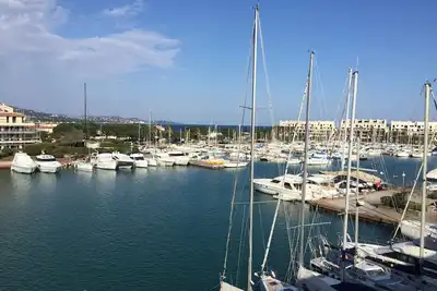 Appartement 10 personnes avec vue mer sur le Golf de St Tropez