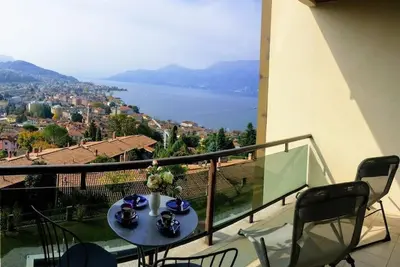 Image de Cordelia 6 with lake view, balcony and pool