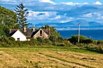 Image de Fabuleux gîte rural à 10 minutes à pied de la plage avec une vue imprenable tout autour. Idéal pour Summe