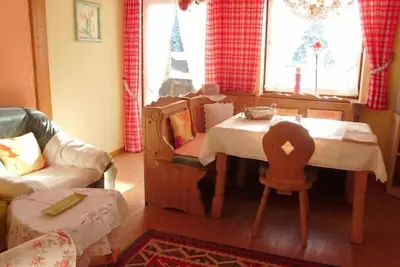 Image de Ferienwohnung \"Am Hang\" für 3 Personen, 1 Schlaf- und 1 Wohn/Schlafzimmer, Balkon, 45 m²