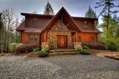 Image de Le luxe et la nature dansent main dans la main lors de cette retraite magnifique.