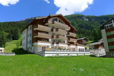 Image de Confortable appartement pour 4 personnes avec bain Ă remous, Wifi, Tv, balcon et parking
