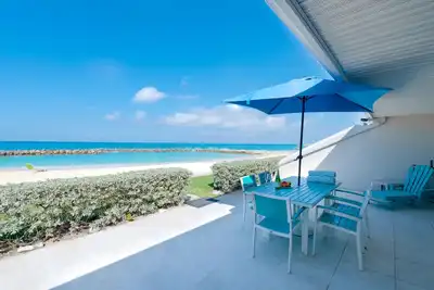 Image de Découvrez les eaux bleu turquoise des Caraïbes de près et personnelle à partir de cette unité Oceanfront!