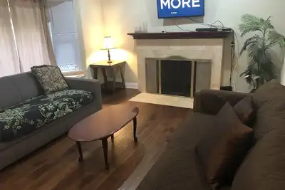 Image de Unique maison de 2 chambres à coucher à Burbank