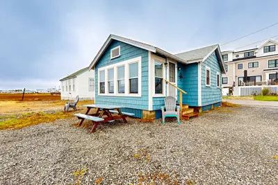 Image de Cottage chien-friendly w / incroyable coucher de soleil, en face de la plage!