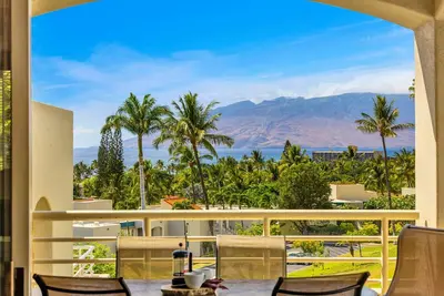 Image de Nouvelle lecture avec vue imprenable sur l'océan! Marcher jusqu'à la plage. Près du magasin / restaurant