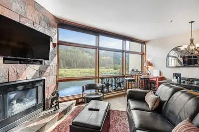 Image de Condo au coeur de River Run Village, w / jet baignoire et vue sur la montagne