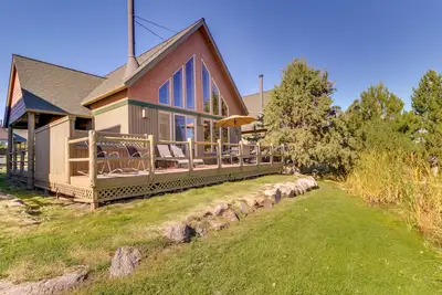 Image de Nouvelle Liste! Condo de style villégiature avec bain à remous, accès au golf, sentiers de randonnée-Chiens Ok