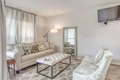 Image de Récemment rénové ~ Courte promenade de la plage