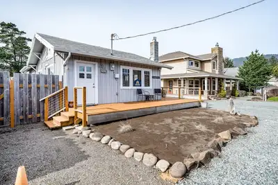 Image de Cottage familial situé à 400 mètres de la plage. (Mca # 1213)