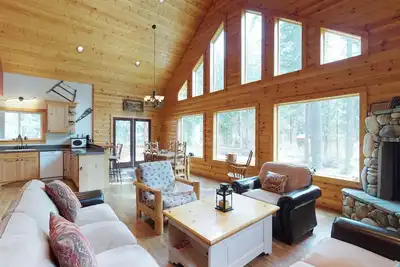 Image de Nouvelle Liste! A-cadre confortable dans les bois près de la randonnée, lac, promenade à la rivière