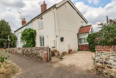 Image de Megs Cottage, animaux acceptés, avec un jardin à Norwich, Réf 21440