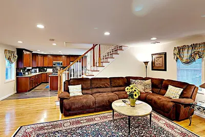 Image de Nouvelle maison de luxe, étapes pour réchauffer les plages de Nantacket Sound, Ac, WiFi, linge de maison