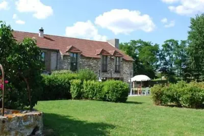 Image de Ancien hôtel-restaurant proche Disneyland ®