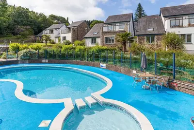 Image de Merveilleuse maison de vacances privée avec Wifi, piscine, Tv, patio, animaux admis et parking
