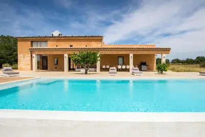 Image de Maison de vacances privée avec Wifi, climatisation, piscine privée, Tv, patio, vue panoramique