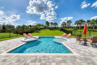 Image de First Class Designer HOme / Navette gratuite pour Disney / Accès gratuit au parc aquatique / Pool & S