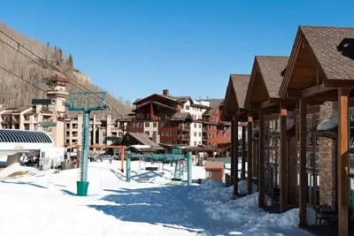 Image de Maison de ville de luxe - Ski in / Ski Out - Best Location