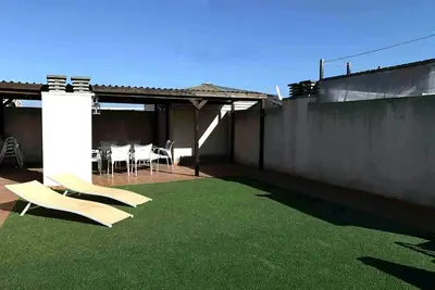 Offre Penthouse Grand Terrasse -PRIVÉE, Climatiseur, Piscines, TRÈS Calme, Wifi