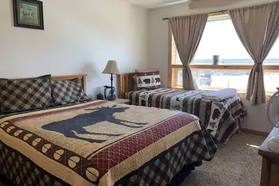 Image de Retraite de 2 chambres dans le Moose Capitol du Colorado!