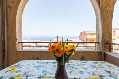 Image de Maison de vacances avec vue mer à Letojanni, à quelques km de Taormina