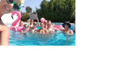 Image de Joyeuses vacances en groupe ou en famille - Wifi gratuit