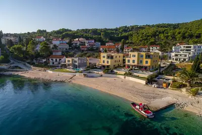 Image de Beachfront Villa Lemonade with Pool I