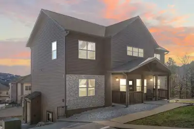 Image de Lovin Lakeside Livin - Votre propre bateau Slip Bateau Rock Lake Inclus Gratuitement! !