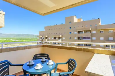 Image de Confortable appartement pour 6 personnes avec Wifi, piscine, Tv, terrasse et parking