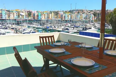 Image de Une villa avec piscine en première ligne de la Marina